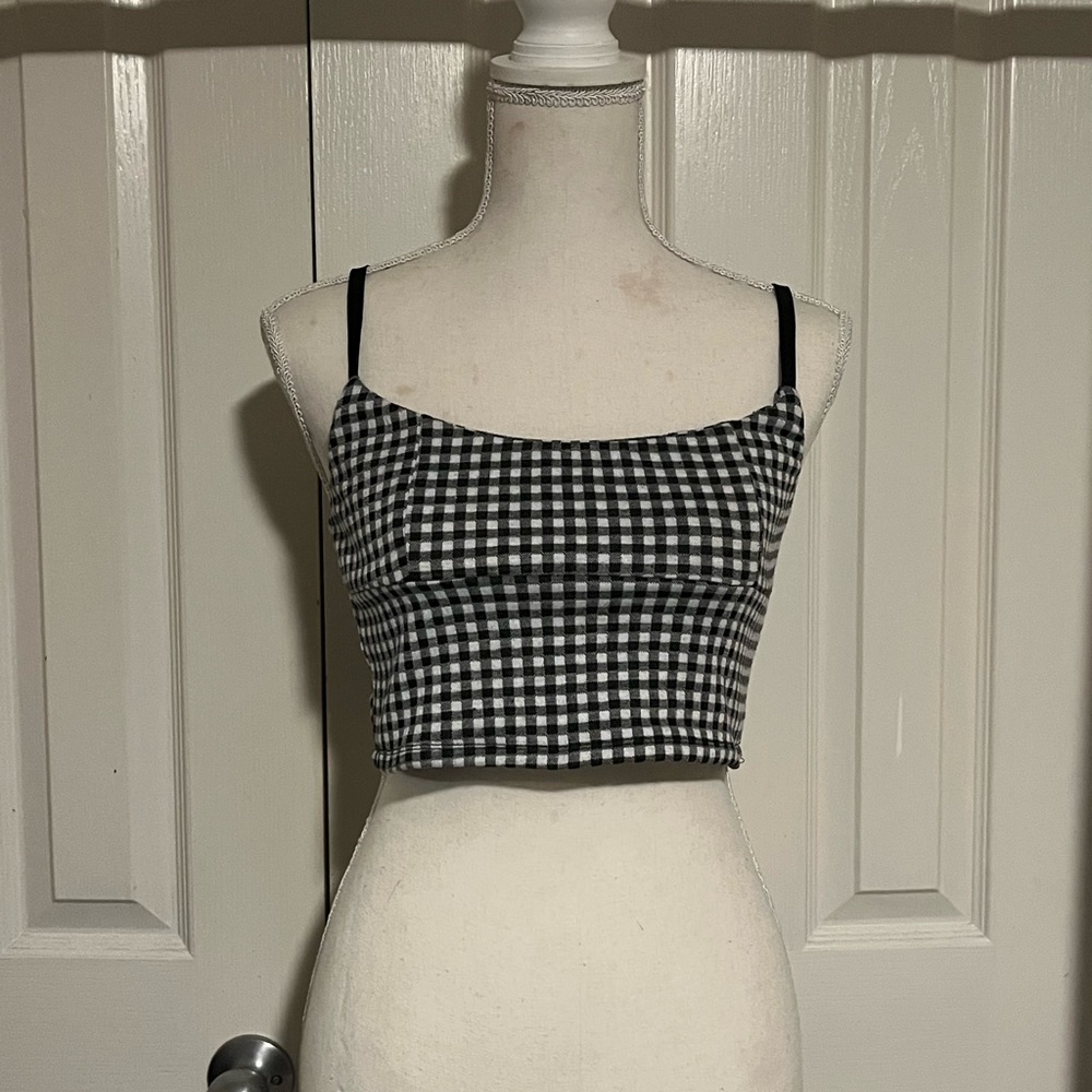 F21 - Crop Top